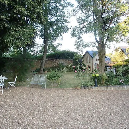 France Petit Chateau *