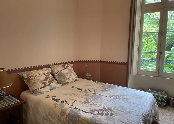 France Petit Chateau