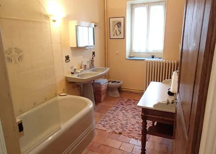 France Petit Chateau Δωμάτια σε οικογενειακή κατοικία