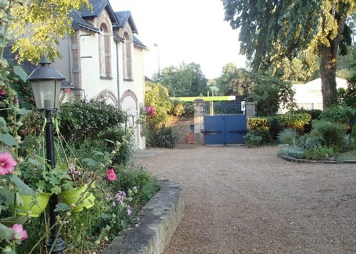 Δωμάτια σε οικογενειακή κατοικία France Petit Chateau Loué